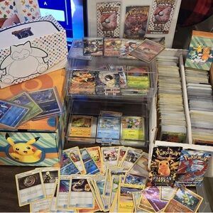 Mystery Pokemon 250 Card Bulk Lot - Vintage To New  + Free Bonus Gifts